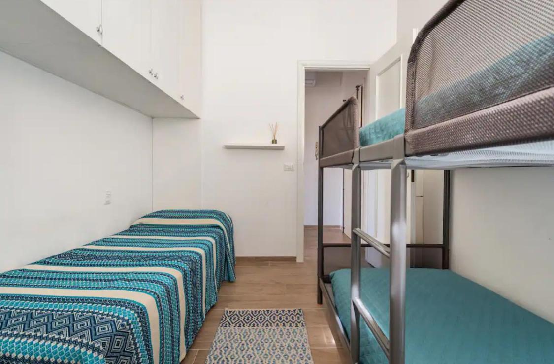 Seaside Apt Private Parking And Near The Beach В'яреджо Екстер'єр фото
